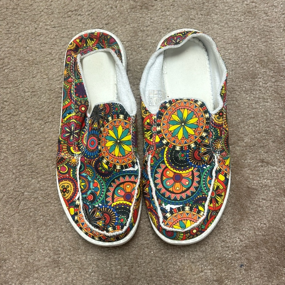 Vibrant sandals
